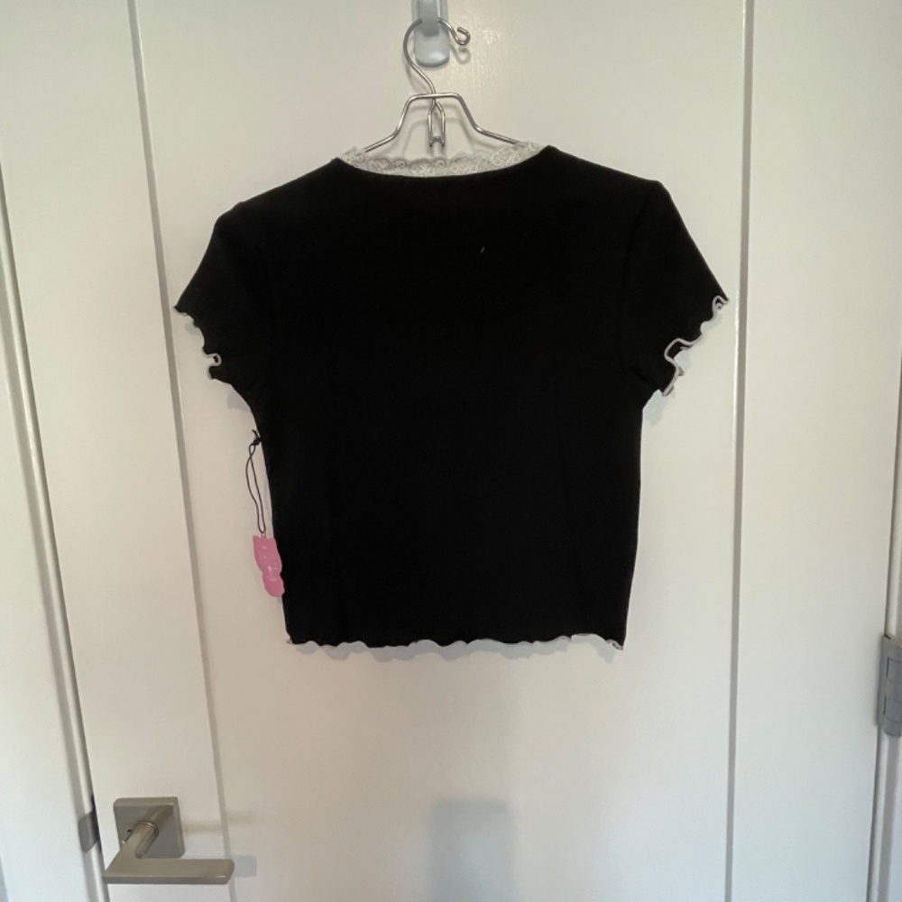 Hello Kitty and Friends T-shirt - Picture 3 of 3